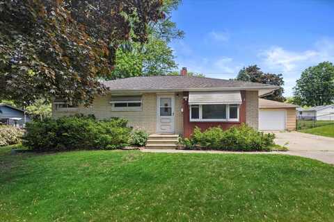 4706 Steinhauer Trail, Madison, WI 53716