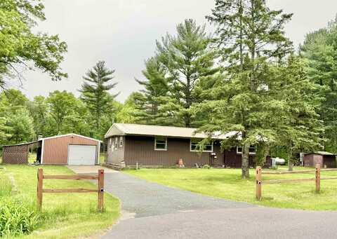 910 10th Avenue, Hancock, WI 54943