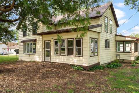 402 Brodhead Street, Mazomanie, WI 53560