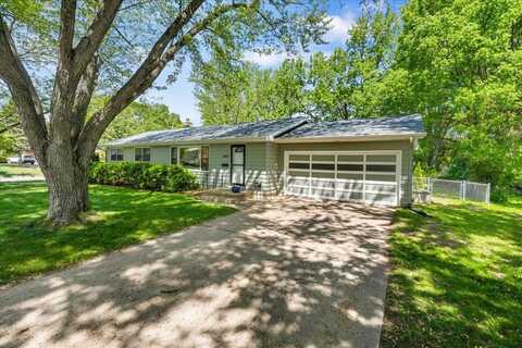 1402 Arrowood Drive, Madison, WI 53704