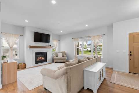 4869 Tat Soi Road, Madison, WI 53711