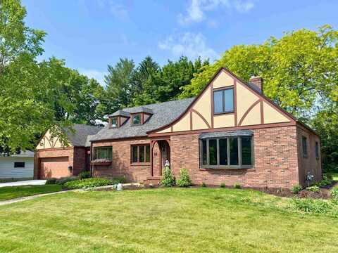 620 Grant Street, Stoughton, WI 53589