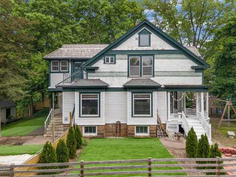 501 N Park Street, Reedsburg, WI 53959