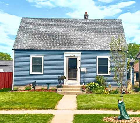 3350 E Van Norman Avenue, Cudahy, WI 53110