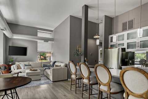351 W Wilson Street, Madison, WI 53703