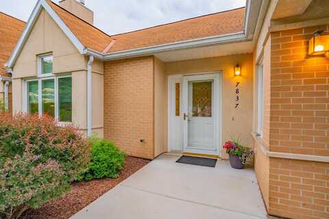 7837 Courtyard Drive, Madison, WI 53719