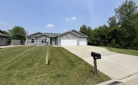 1520 Redwood Drive, Janesville, WI 53546