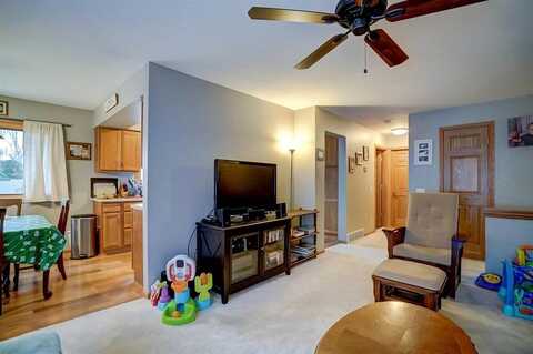 211 S Jefferson Street, Verona, WI 53593