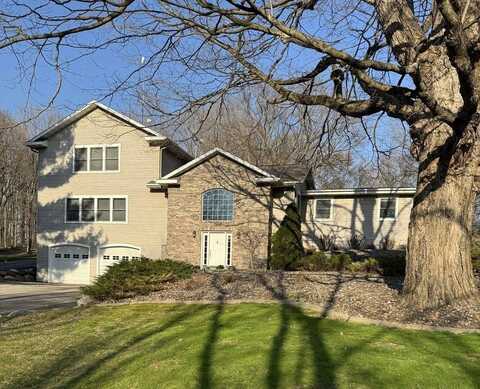 N2310 Wenham Road, Fort Atkinson, WI 53538