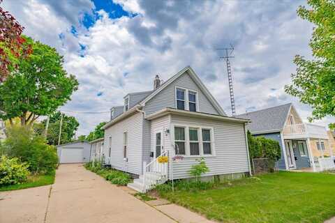 614 DeWitt Street, Portage, WI 53901