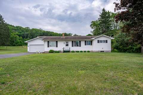 107 Oak Street, Necedah, WI 54646