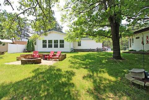 302 Lakeshore Drive, Avoca, WI 53506