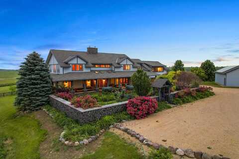 852 County Road JG, Mount Horeb, WI 53572