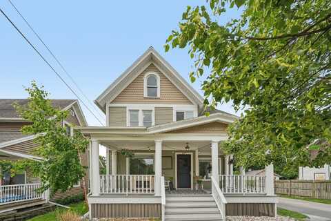 217 Milwaukee Street, Johnson Creek, WI 53038