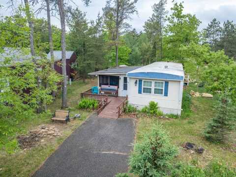 16 Raccoon Court, Mauston, WI 53948