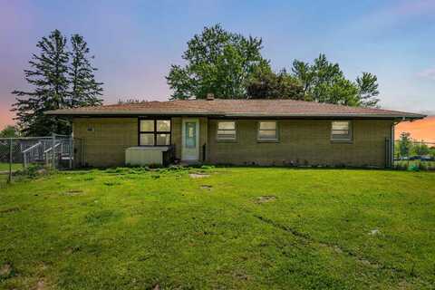3620 Curwen Lane, Hazel Green, WI 53811