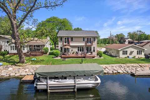 1306 Neponset Trail, Monona, WI 53716