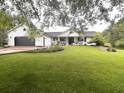 7672 Division Road, Tomah, WI 54660