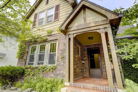 518 Maple Avenue, Madison, WI 53704