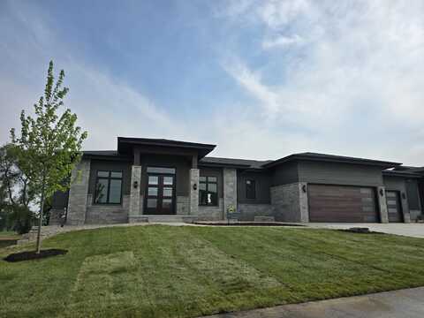 1102 Moll Drive, Waunakee, WI 53597