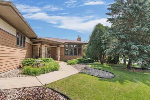2 Grove Circle, Madison, WI 53719