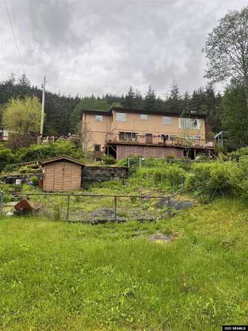 640 5th Street, Douglas, AK 99824