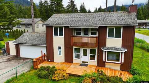 5920 Lund Street, Juneau, AK 99801