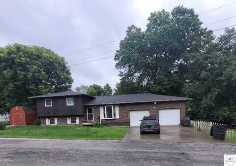 102 Feaster, Windsor, MO 65360