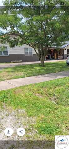 305 N Main, Green Ridge, MO 65332