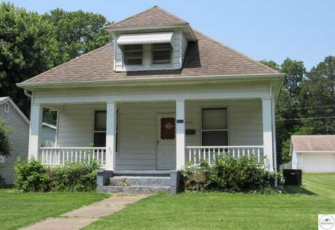1624 S Barrett, Sedalia, MO 65301