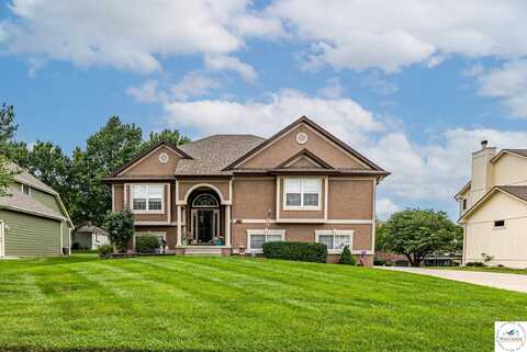 5118 SW Pelican, Lees Summit, MO 64082