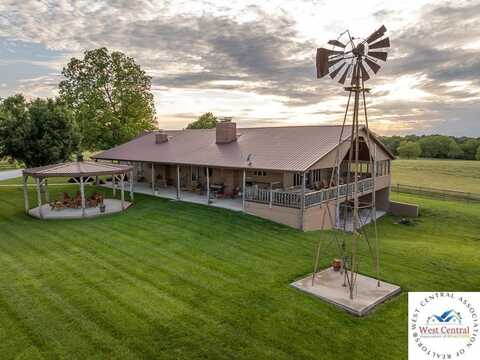 662 W 6th, Schell City, MO 64783