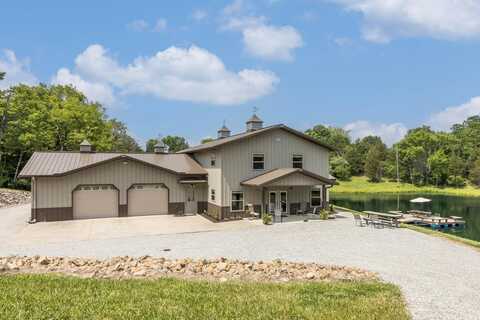 8360 Bocock Road, Dillsboro, IN 47018