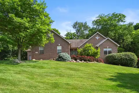1707 Fieldcrest Drive, Lawrenceburg, IN 47025