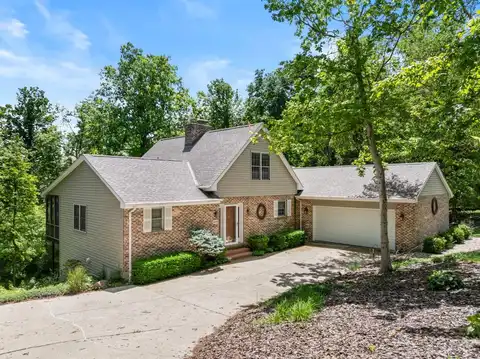 1412 Aqua Vista Drive, Lawrenceburg, IN 47025