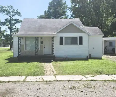 828 W Elk St, Dexter, MO 63841