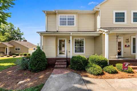 1670 Robins Nest Court, Gastonia, NC 28054