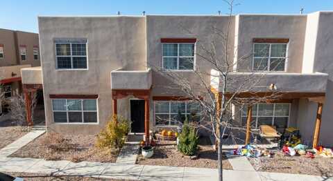 4654 Camino Cuervo, Santa Fe, NM 87507