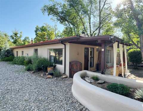 1402a Bishops Lodge Road, Santa Fe, NM 87506