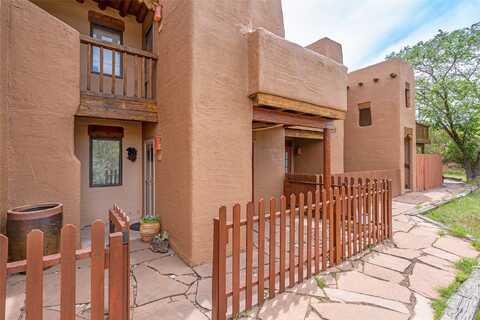 2600 Zia, Santa Fe, NM 87507