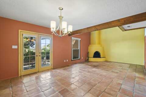 2992 Plaza Azul, Santa Fe, NM 87507