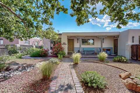 114 Solana Drives, Santa Fe, NM 87501