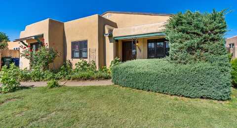 1222 Vitalia, Santa Fe, NM 87505