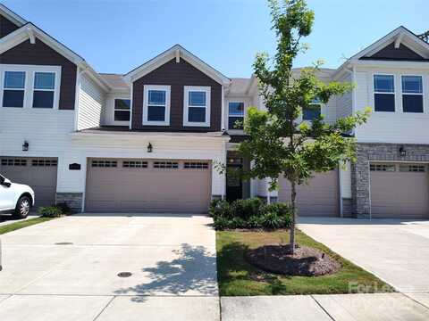 8114 Overmeadow Lane, Charlotte, NC 28269