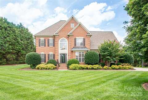2019 Heirloom Court, Matthews, NC 28104