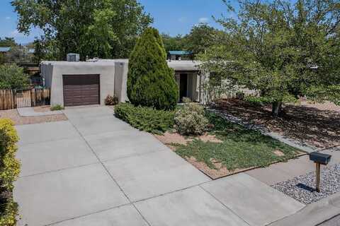 2454 Camino Capitan, Santa Fe, NM 87505