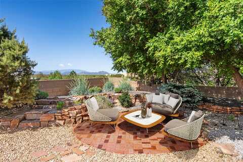 4 Narrows Wash, Santa Fe, NM 87508
