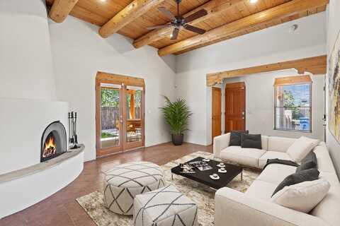 1139 Harrison Road, Santa Fe, NM 87507