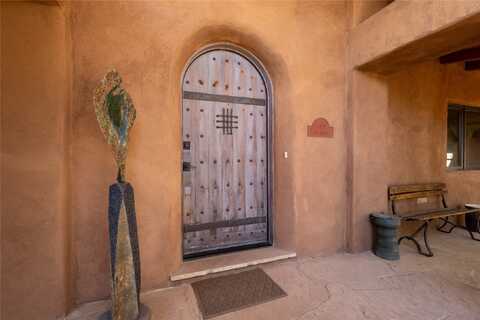 224 Nine Mile Road, Santa Fe, NM 87508