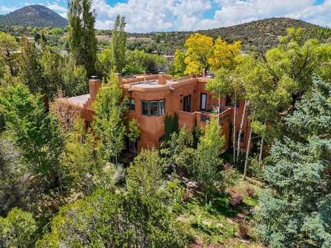 525 Camino Militar, Santa Fe, NM 87501